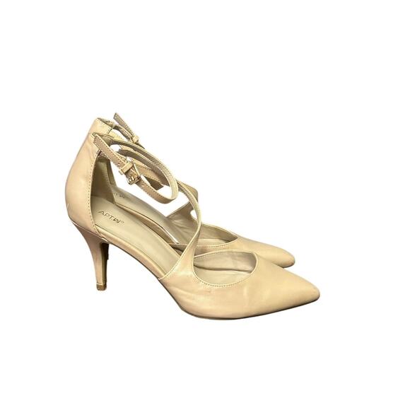APT.9 DEFINED COMFORT Strappy Closed Toe Tan Heels Sz 9 M - Picture 5 of 9